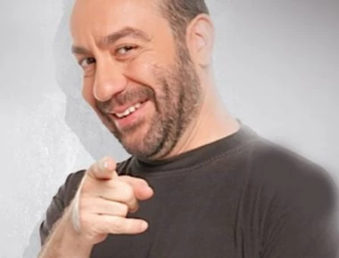 Σ. Καλυβάτσης: «Μία παρέα που συζητά διάφορα βίντεο - Αυτό το κάνουν όλοι...»